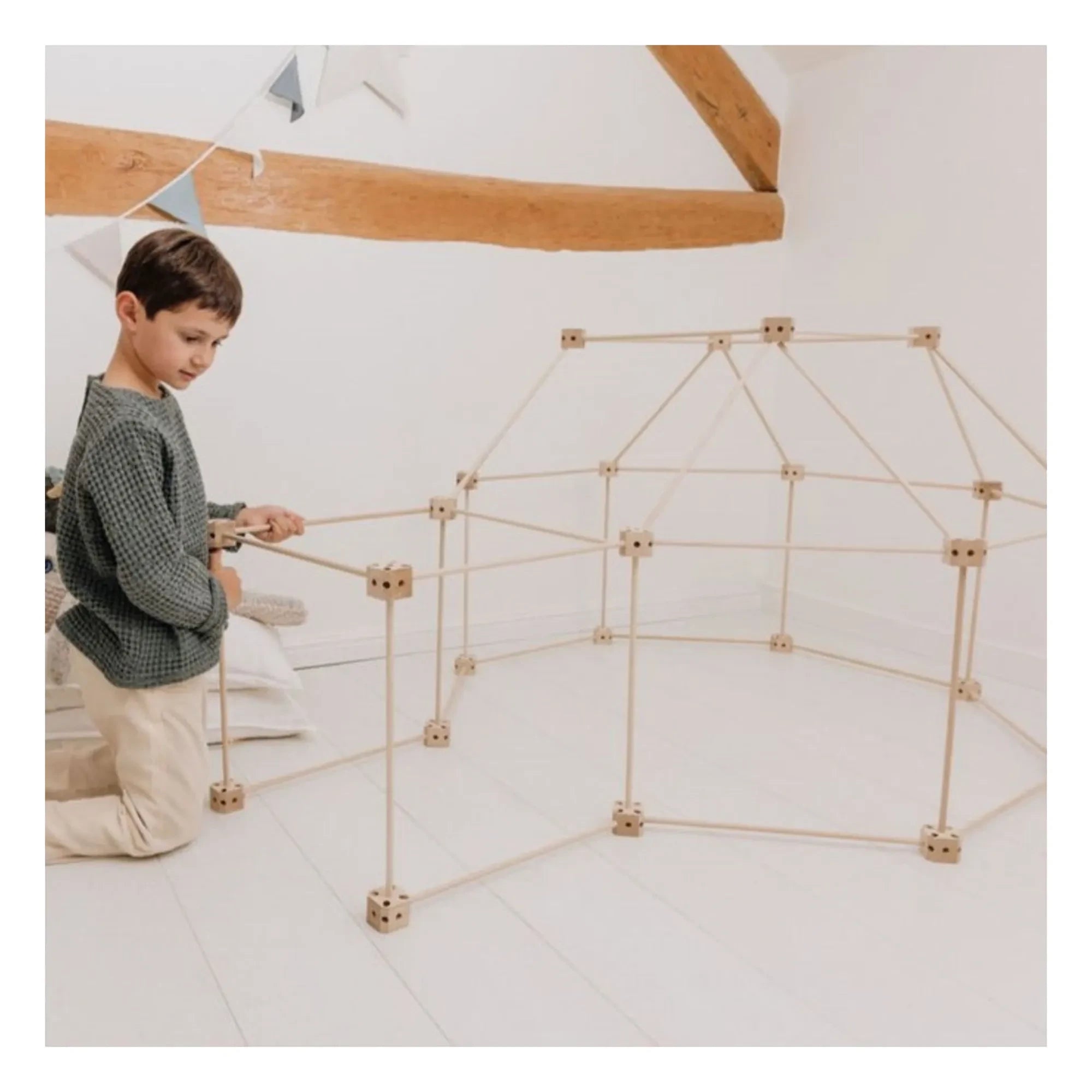 Sarbakane - Cabin Building Set - Squirrel Pack - 72 pieces