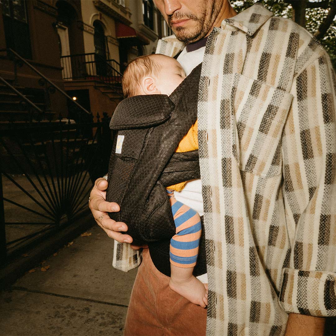 Ergobaby Omni Deluxe Mesh - Onyx Black-Baby Carriers-Onyx Black- | Natural Baby Shower