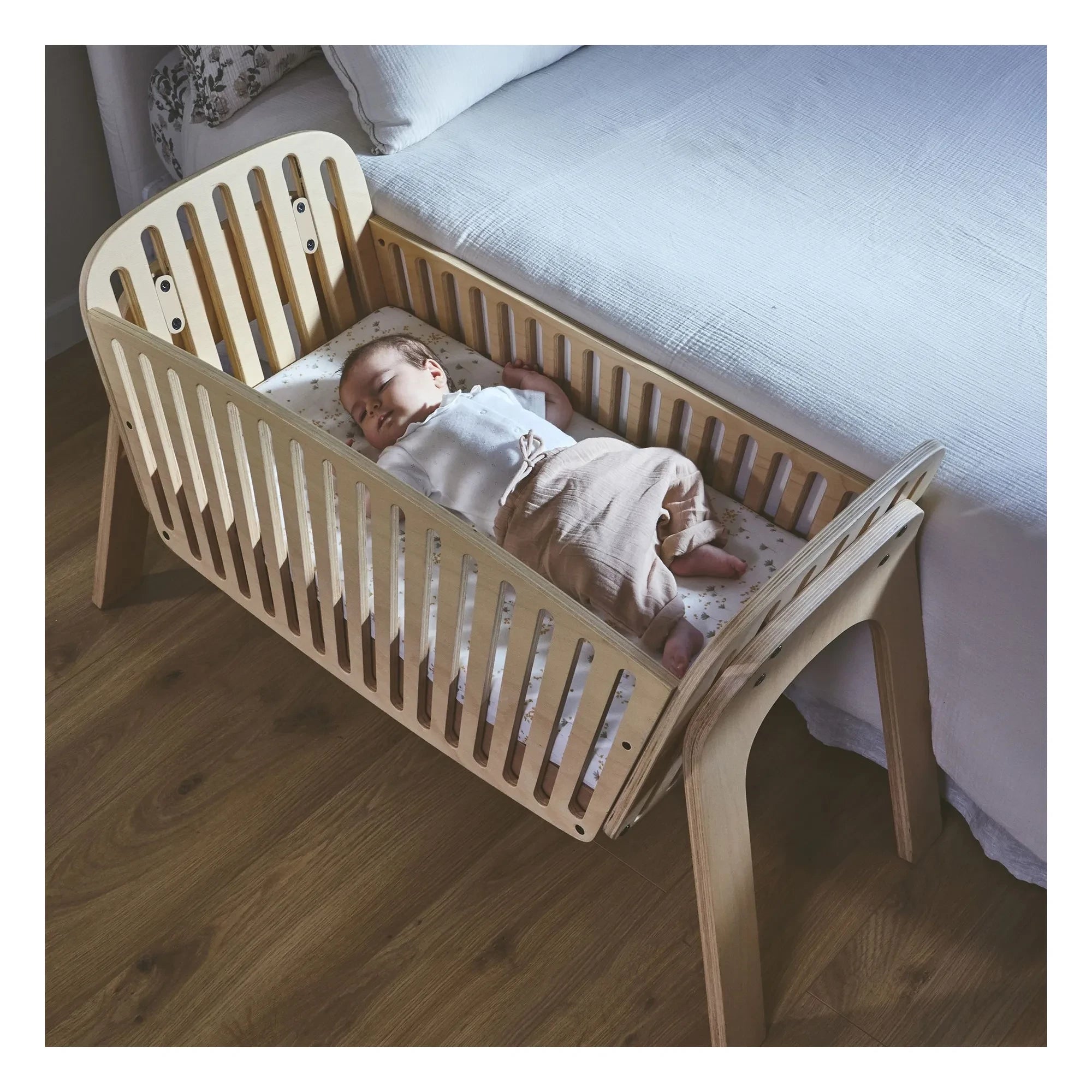 Charlie Crane - Kodo Co-Sleeper Baby Crib | Beech
