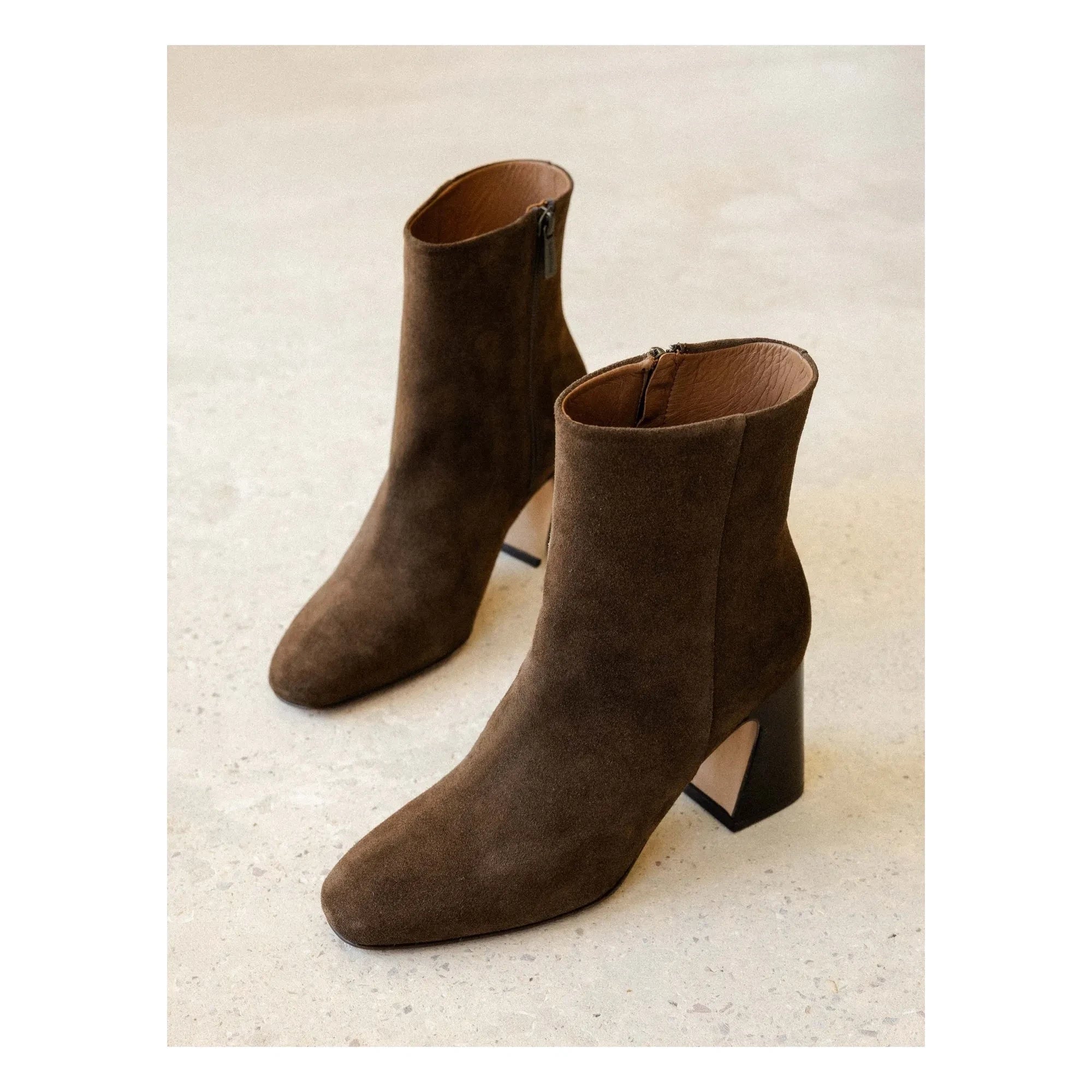 Bobbies - Norma Suede Boots | Brown