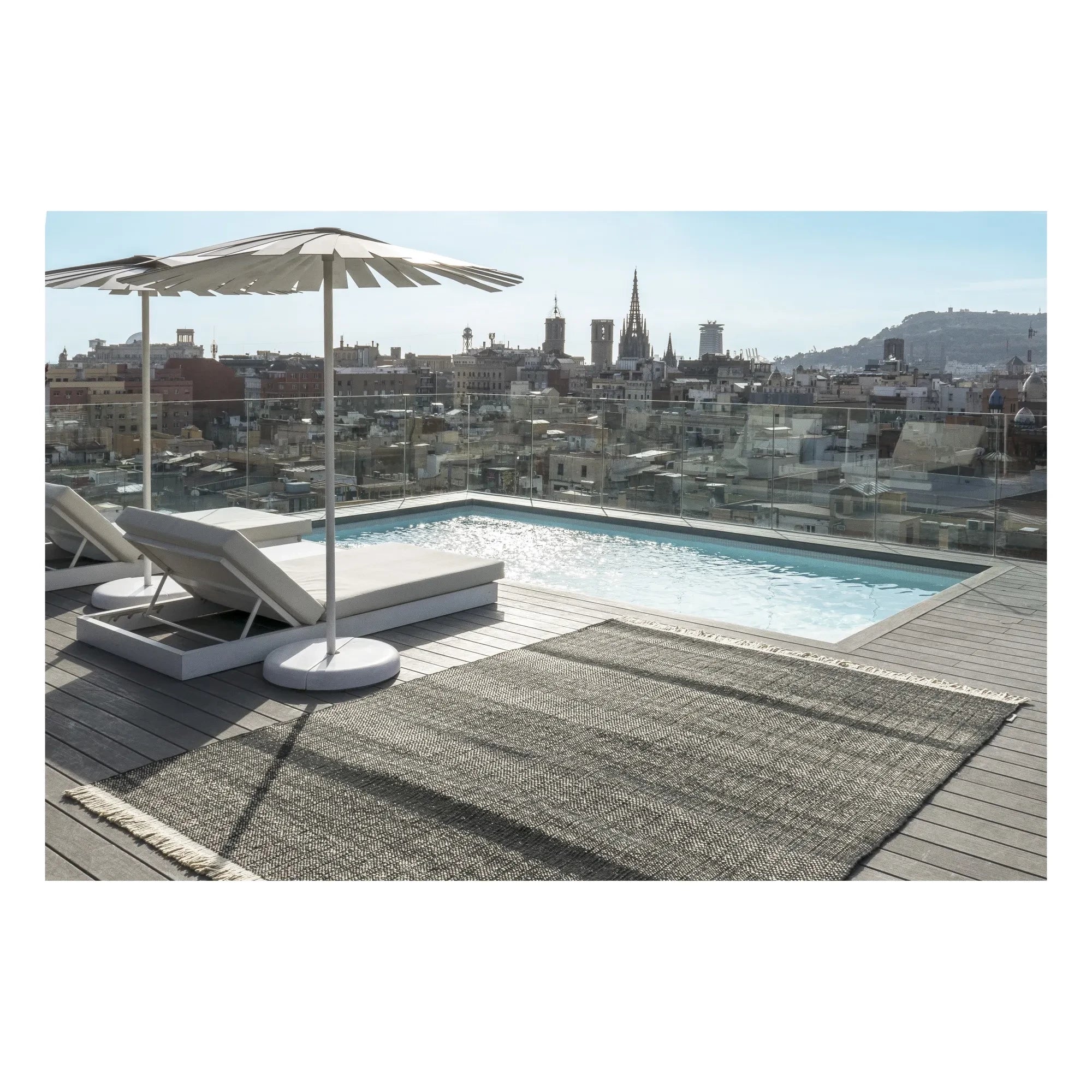 Nanimarquina - Tres Outdoor Rug, Elisa Padrón | Black