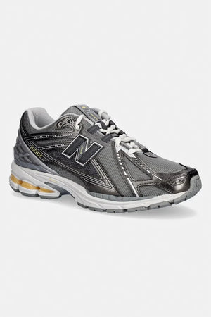 New Balance 1906 Sneakers