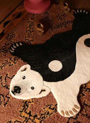 Doing Goods - Polar Ayı Yün Halı | Siyah