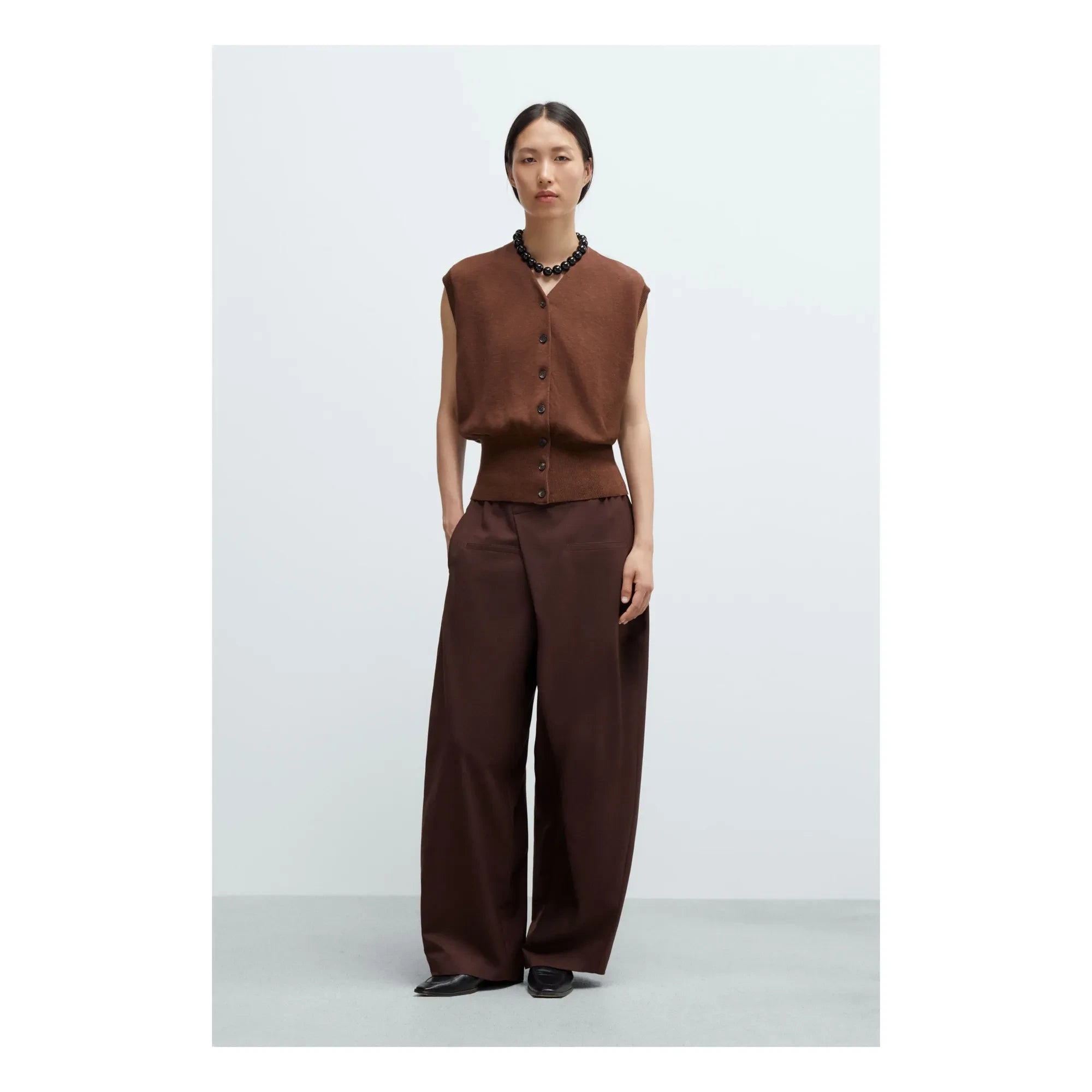 Cordera - Cotton Sleeveless Vest | Brown