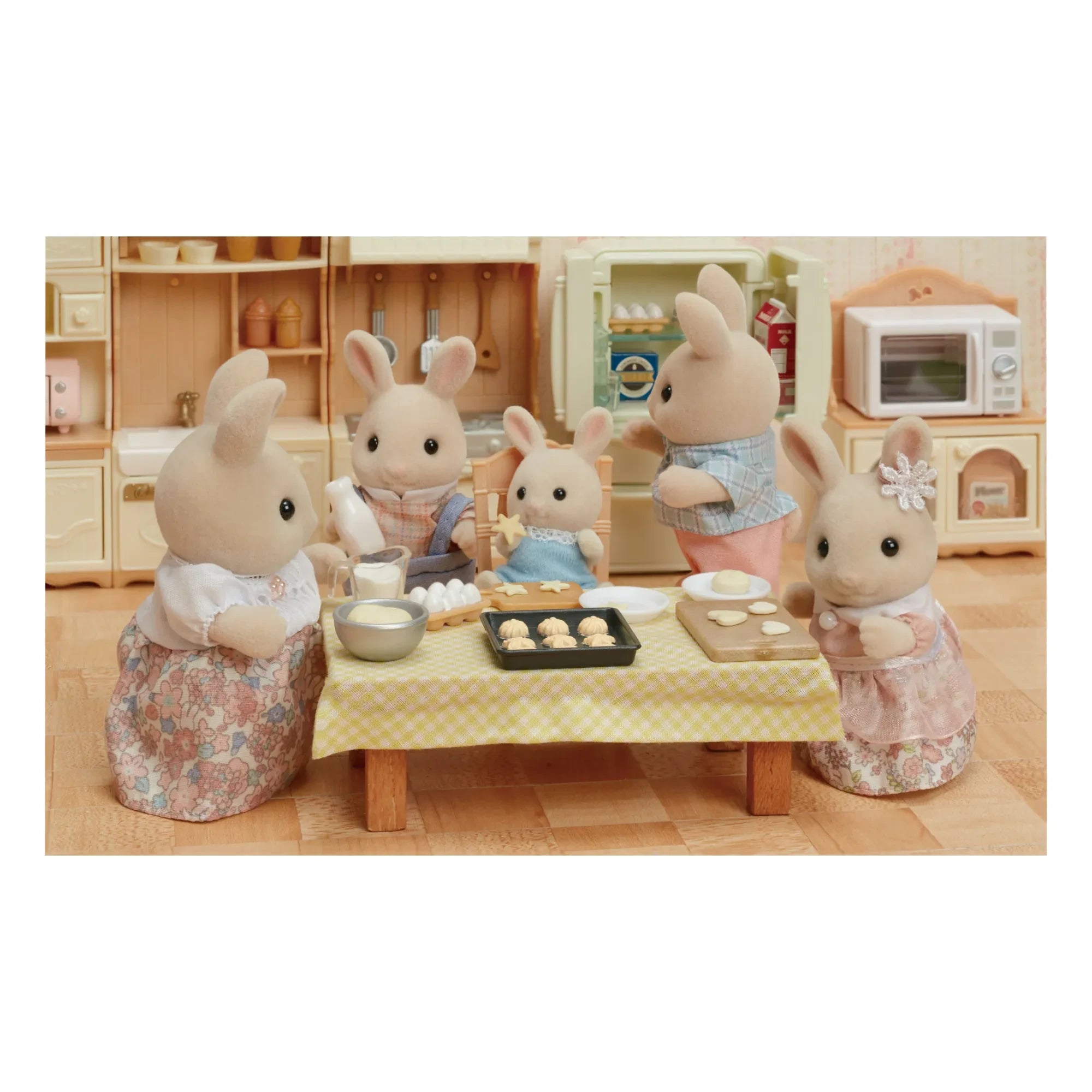Sylvanian Families - Cream Rabbit Family