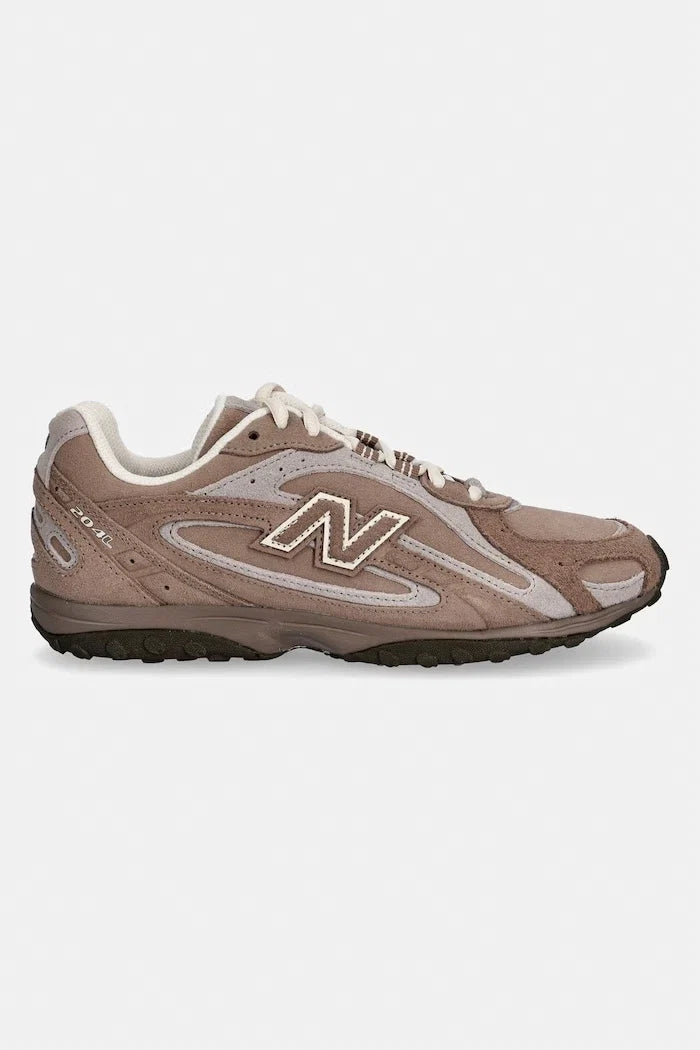 New Balance 204 Kadın Süet Sneaker