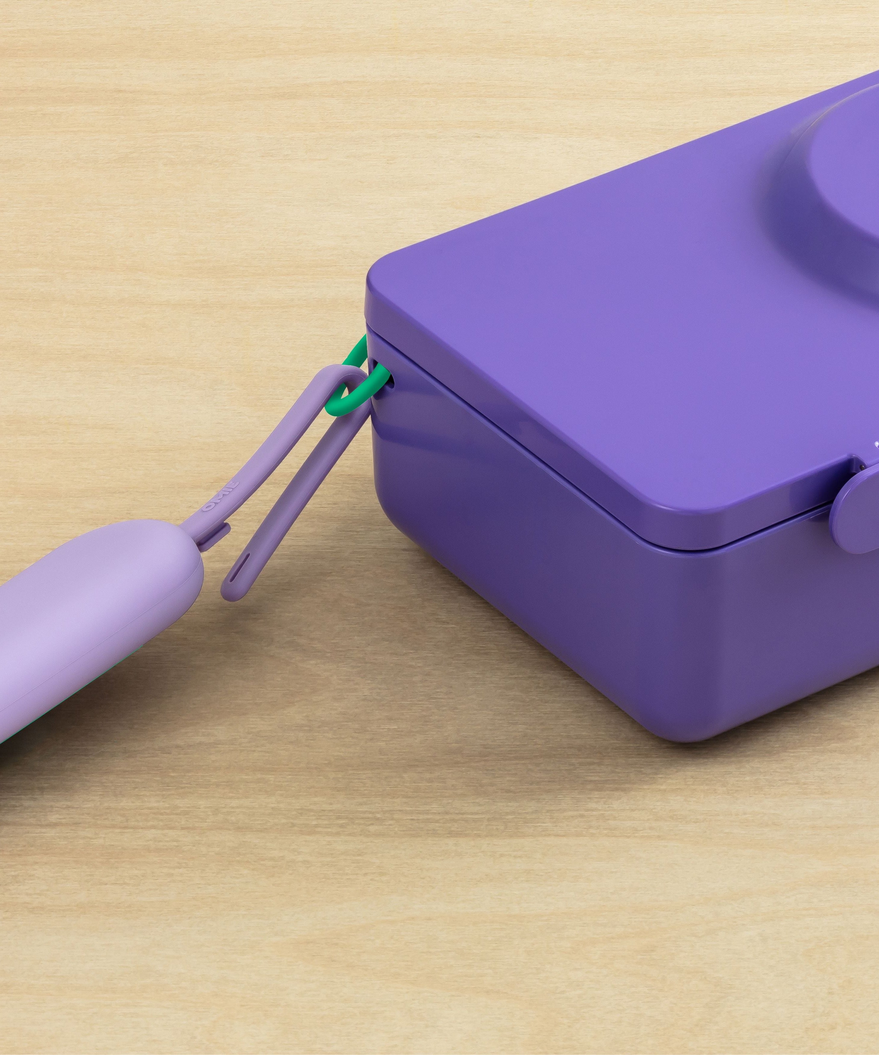 Omiebox - OmiePod UP Violet Silicone Fork and Spoon Set