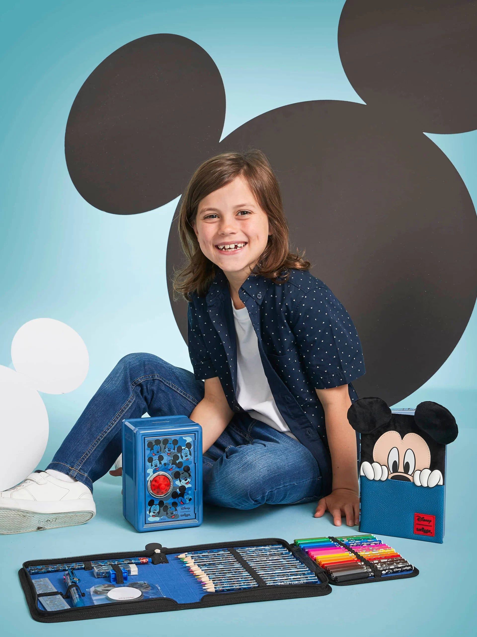 Smiggle - Mickey Mouse Coloring and Pencil Set with Pencil Case