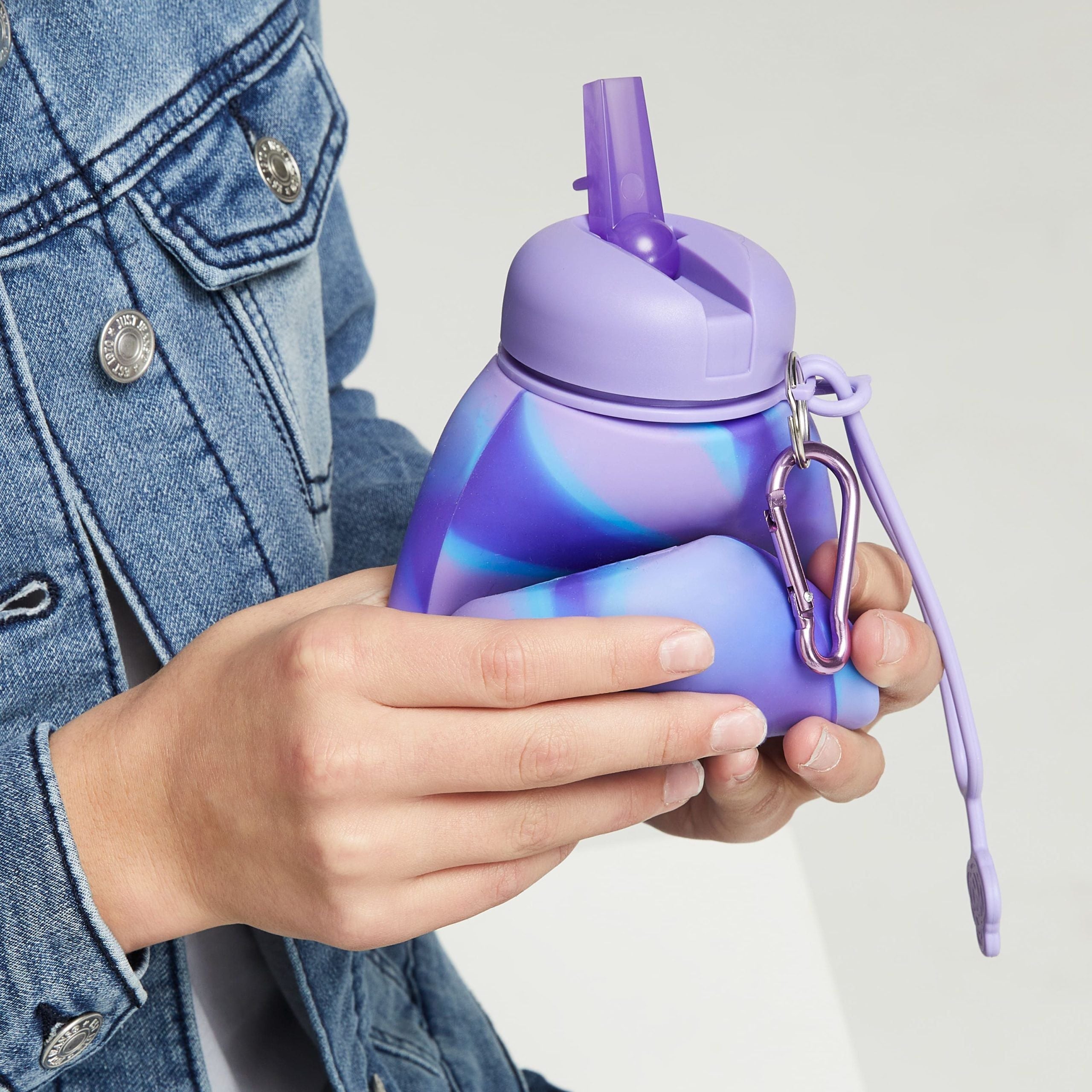 Smiggle - Mirage Silicone Foldable 630 ML BPA-Free Water Bottle