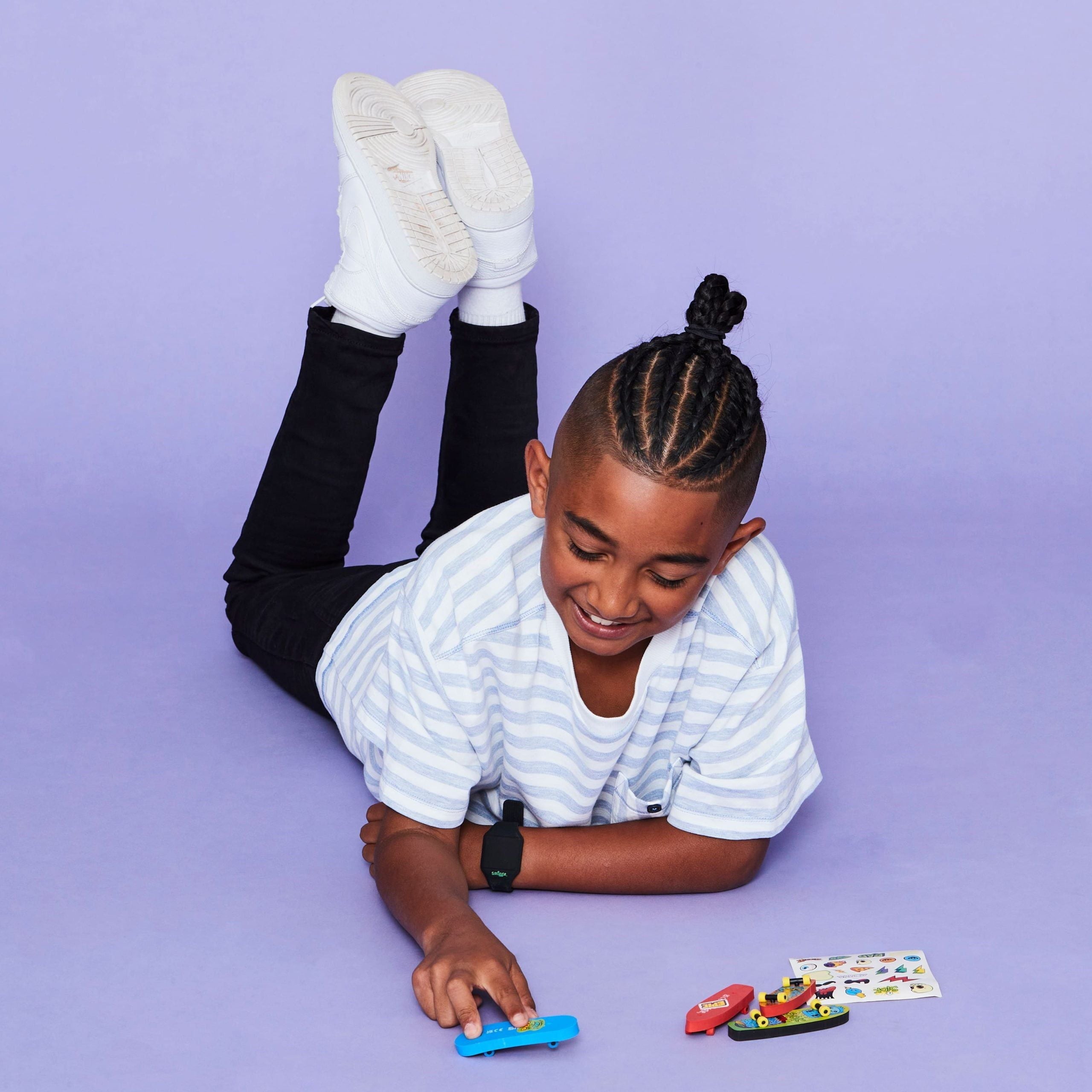 Smiggle - Fingerboard Surprise Eraser Pack