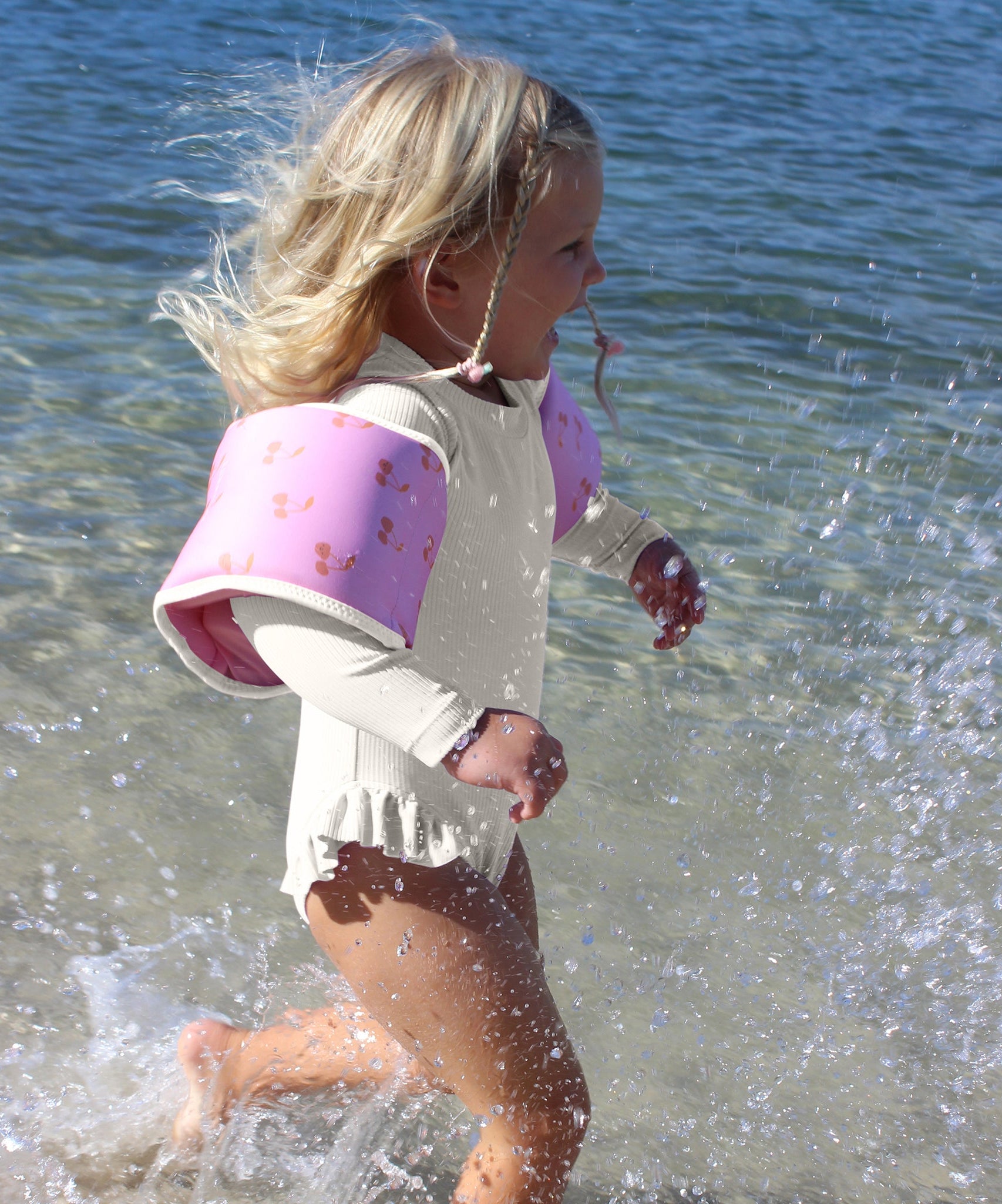 Sunnylife - Children's Inflatable Swimming Armbands Cherry
