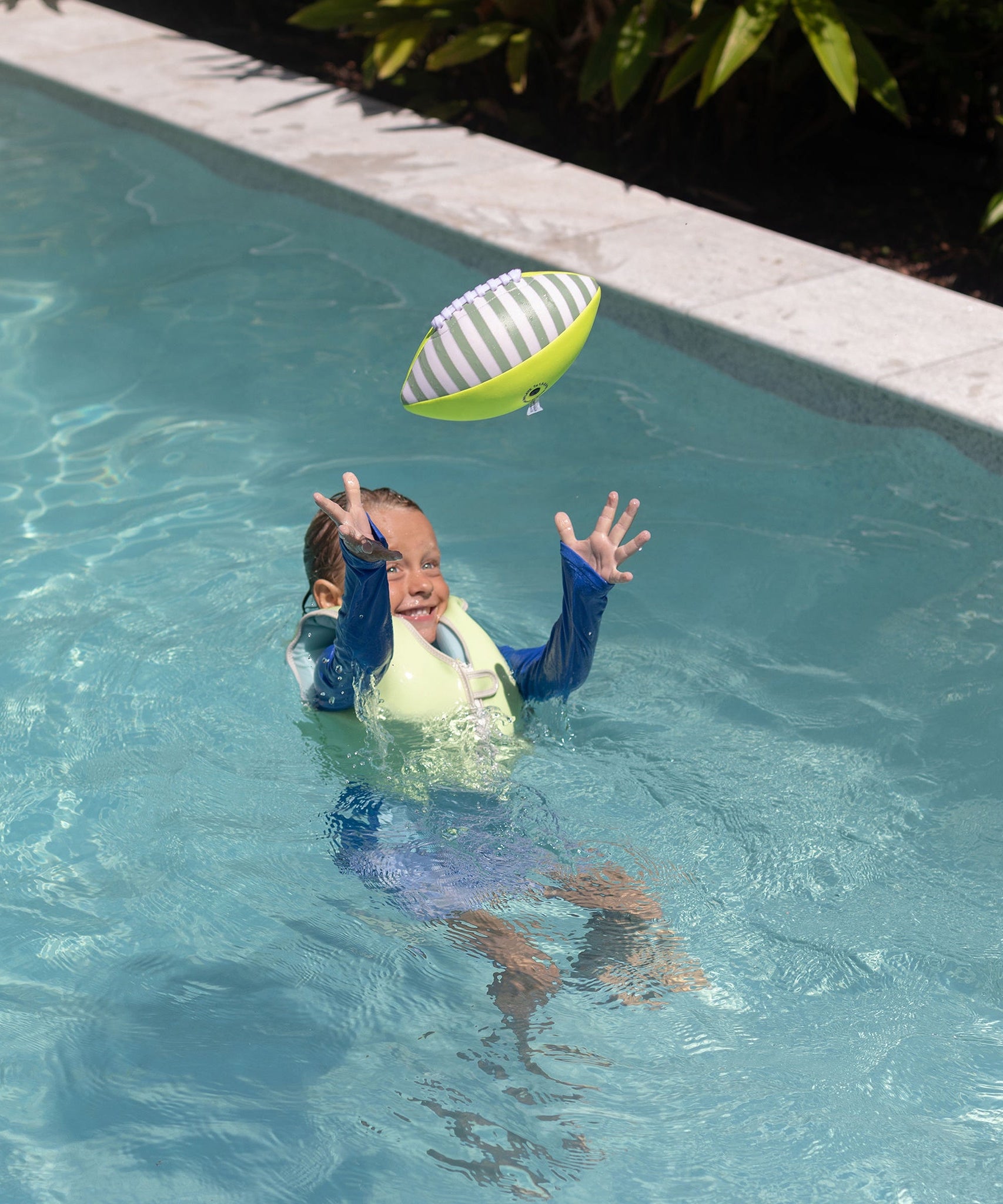 Sunnylife - Neoprene Beach Soft Play Ball