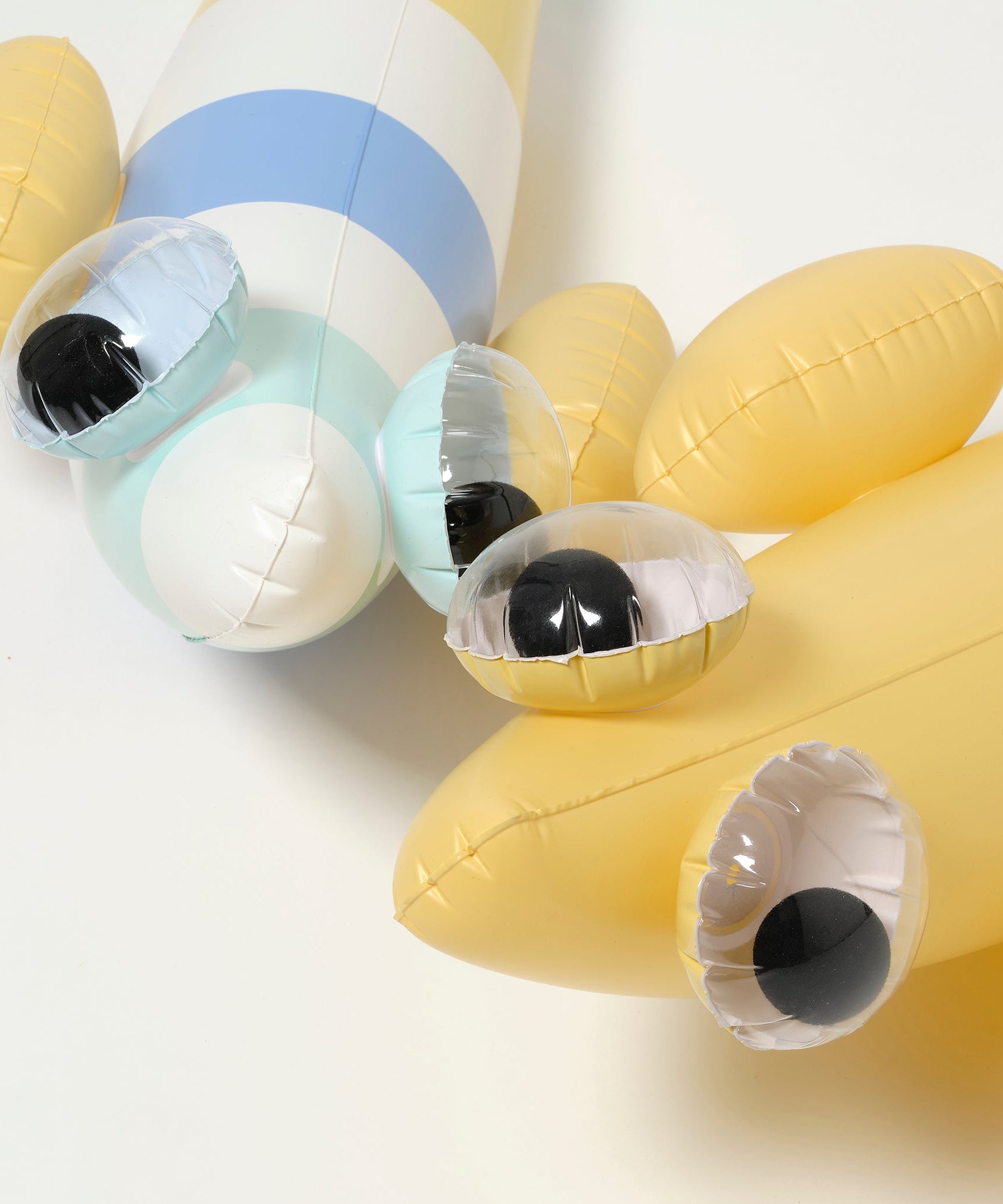 Sunnylife - Balık Finn Inflatable Sea and Pool Swimming Accessory