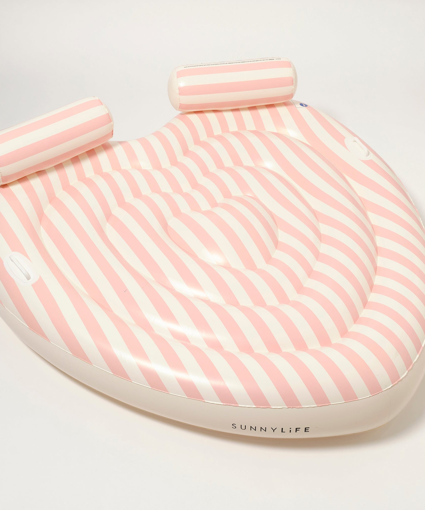 Sunnylife - Stole My Heart Double Inflatable Pool and Sea Bed