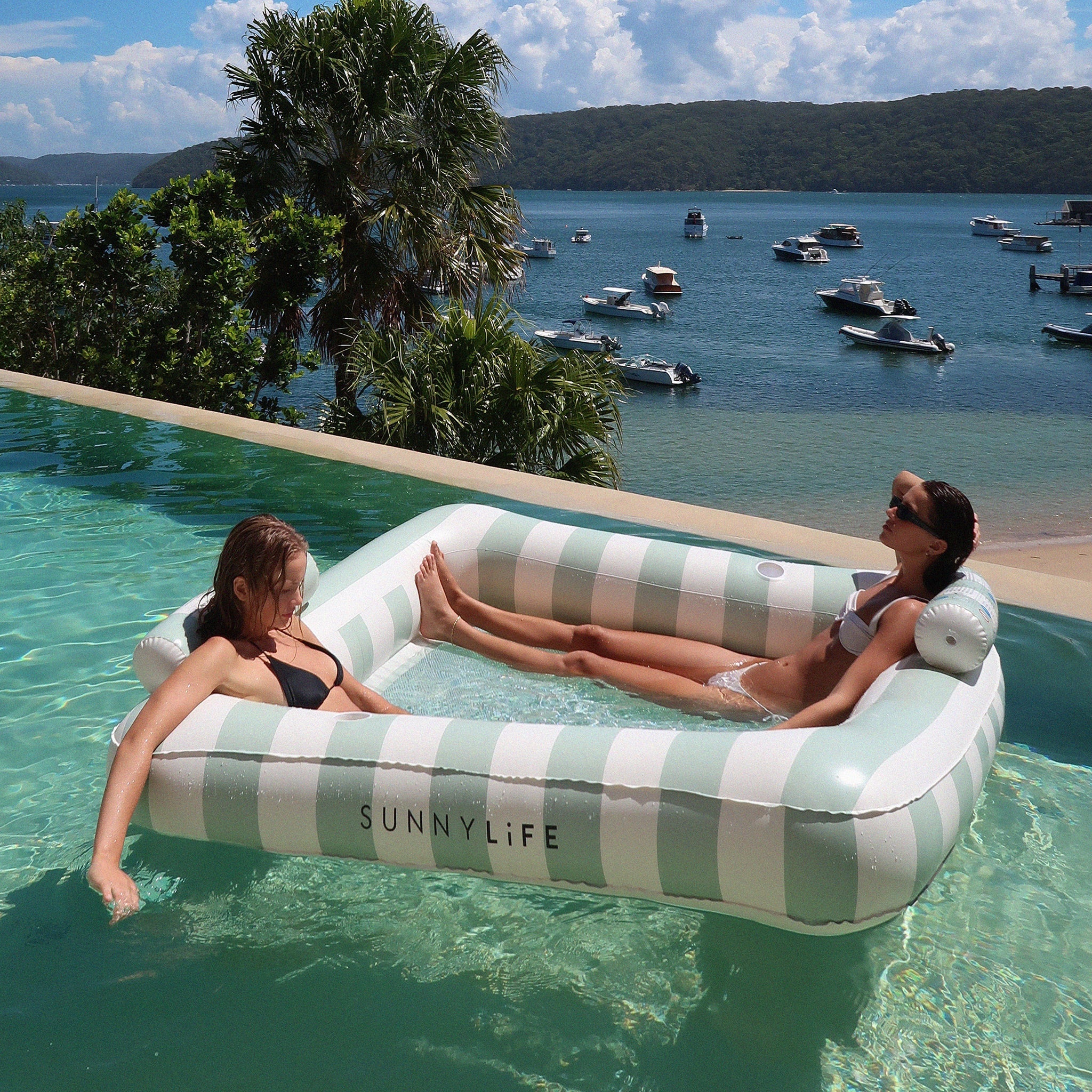 Sunnylife - Vacay Soft Double Inflatable Sea Bed